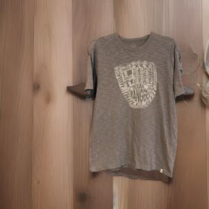 MLB Texas Rangers Gray M T-Shirt Baseball Glove Graphic Established 1972 Men's